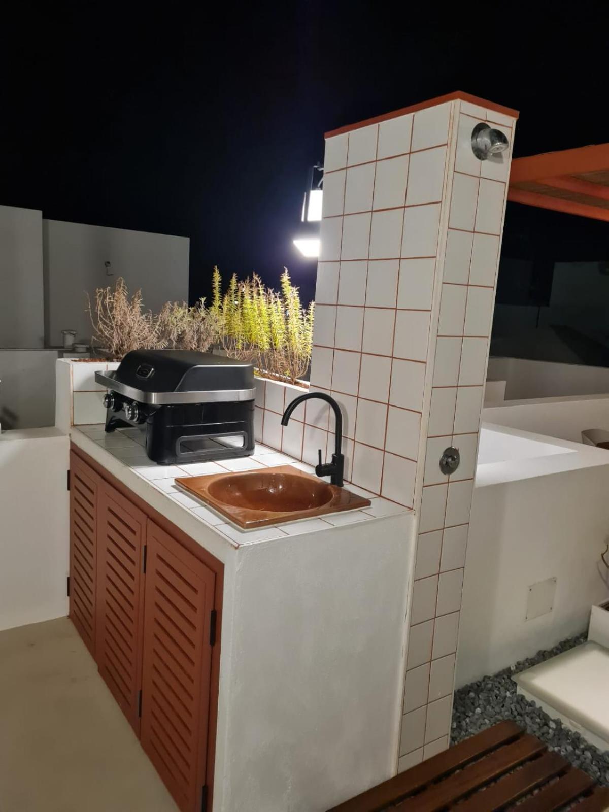 Sabbia Suites Casa Brisa Famara Esterno foto
